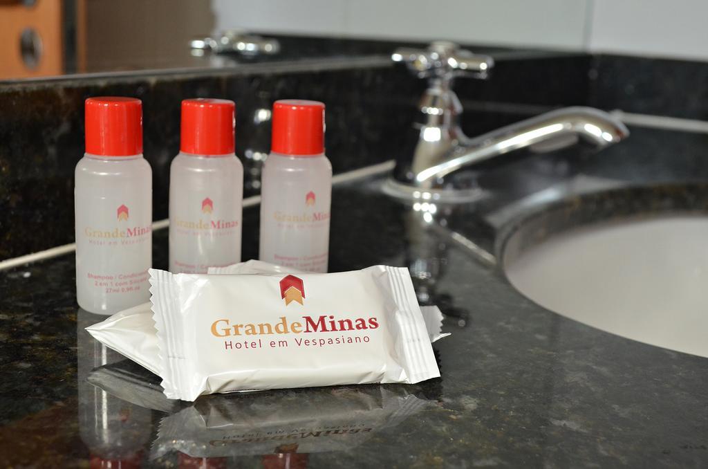 Hotel Grande Minas Vespasiano Eksteriør billede